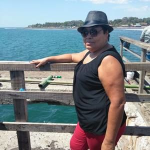 Meet your Posher, Cecilia